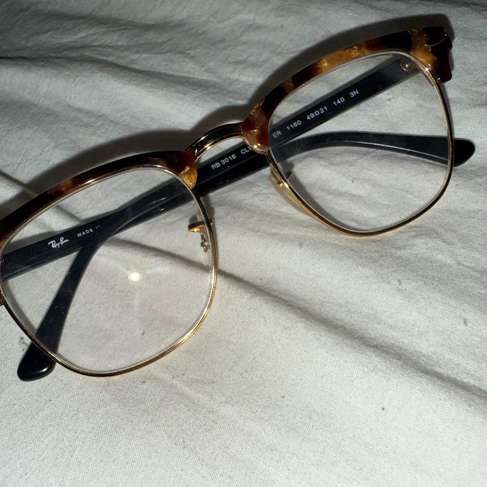 Ray-Ban Tortoiseshell Frames - image 2